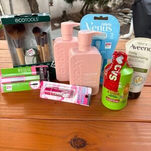 NWT Bundle of Hair, Makeup and Body Care, Monday, Maybelline, Eco Tools, Venus